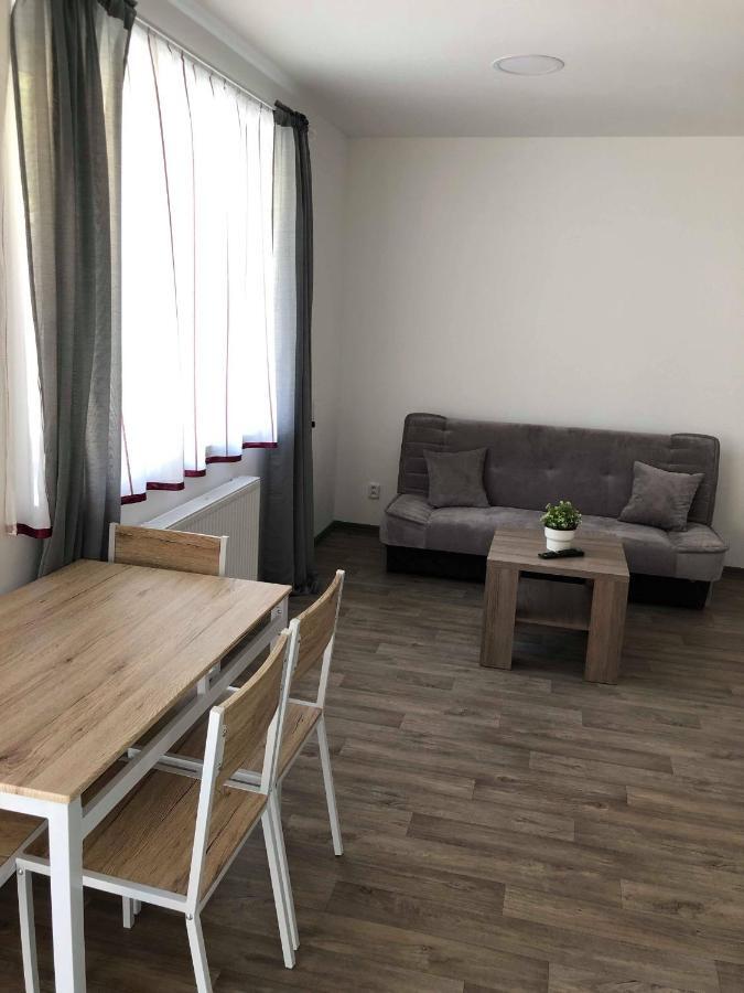 Apartmany Doris Litomerice Ngoại thất bức ảnh